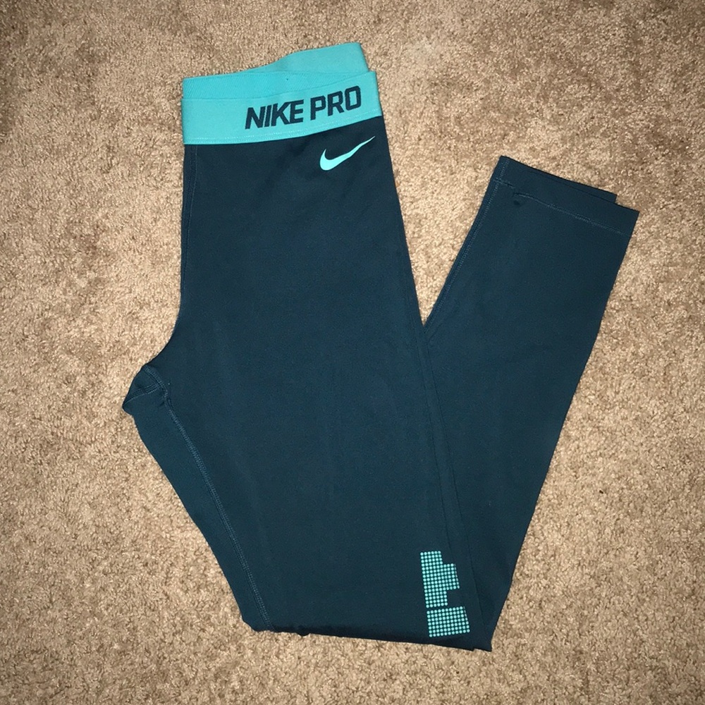 Nike pro leggings